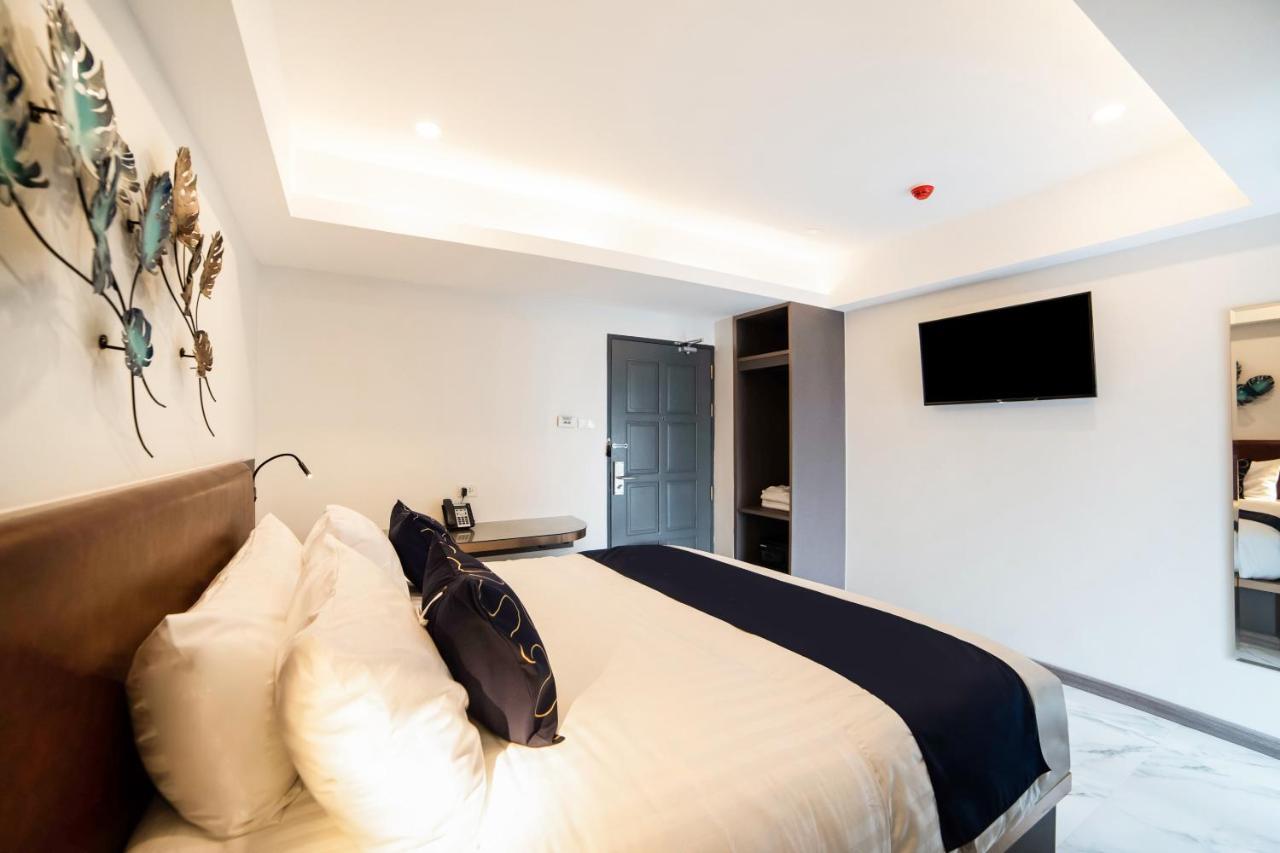 Roomquest Sukhumvit36 Bts Thonglor Бангкок Екстер'єр фото